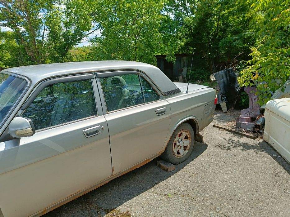 Автомобіль ГАЗ 31105