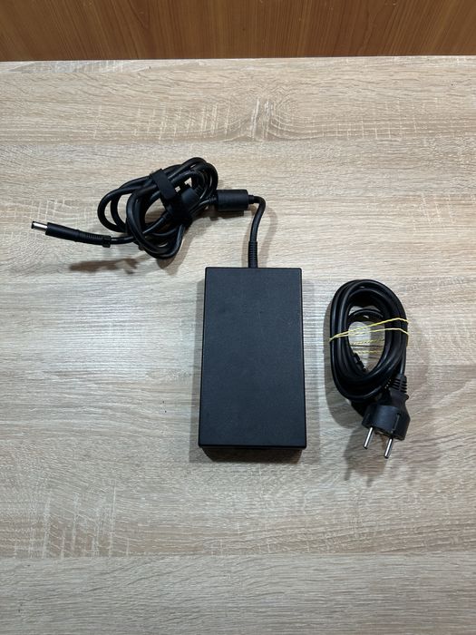 Блок живлення HP 200w 19.5v 10.3a