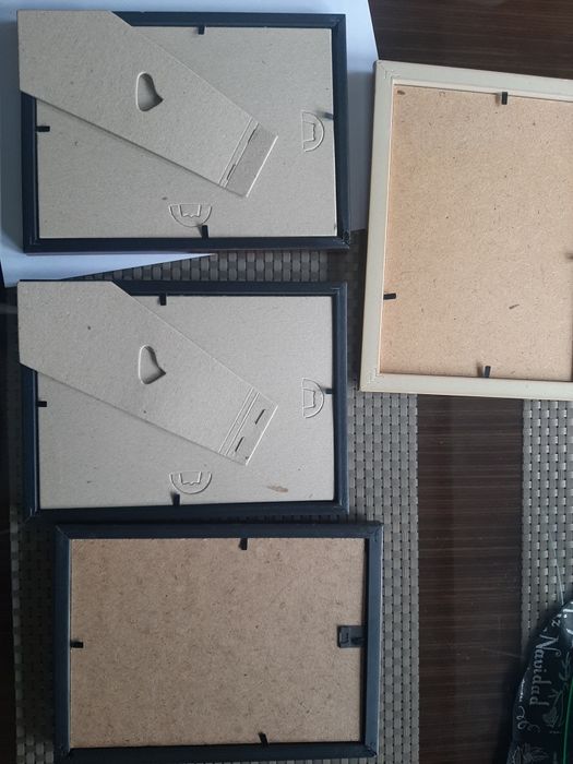 Рамки для фотографий 10 штук.