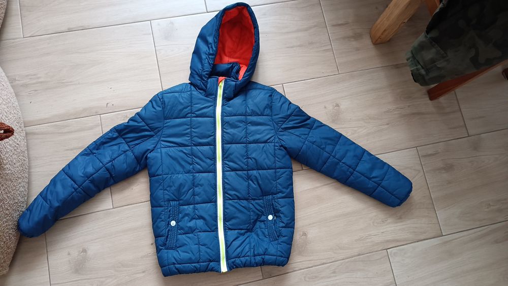Granatowa zimowa kurtka chłopięca 146-152