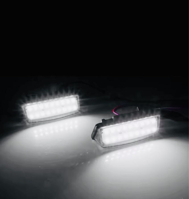 Подсветка номера Nissan Altima Maxima Leaf Rogue Pathfinder вантажівок