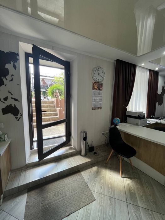 Продаю Комерческое Помещение Центр ( Мариупольская) возле  Грифеля