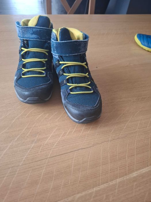 Adidasy trekkingowe górskie 33