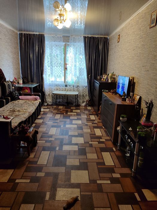 Продам 3х кімнатну квартиру по вул. Космонавтів