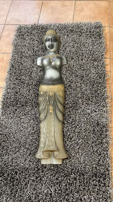 Escultura Decorativa Oriental – 1,10m de Altura – Peça Imponente