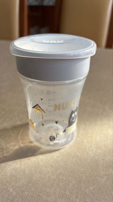 Copo de aprendizagem NUK magic cup429484722136688640