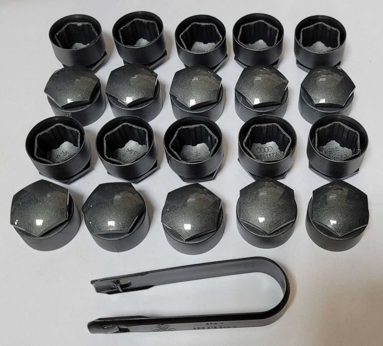 Nasadki na śruby grafit AUDI oryginał k17 - 20 sztuk komplet + klucz