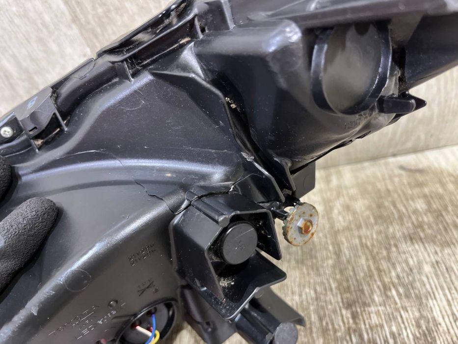 Фара передняя правая Lexus NX 1 / 2014 2015 2016 2017 г.