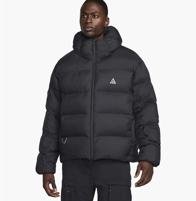 Пуховик Nike Acg