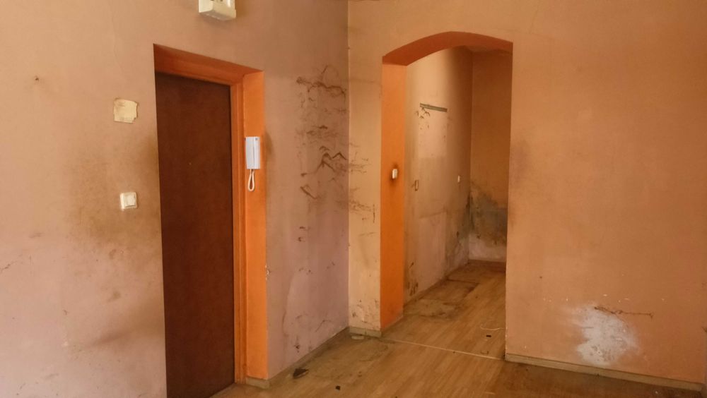 sprzedam mieszkanie gabinet lokal studio do remontu