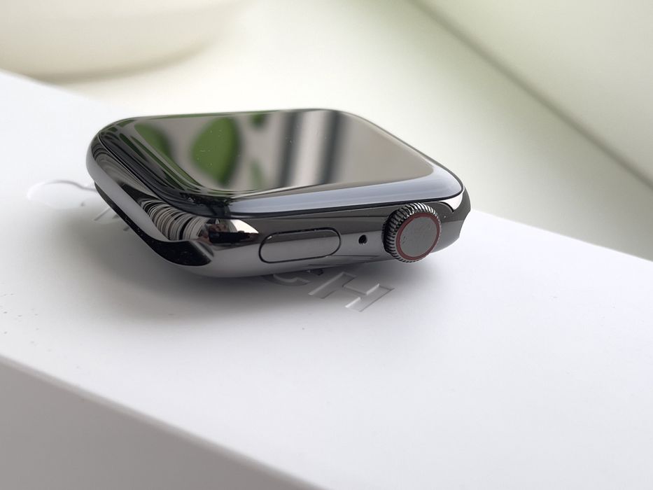 Apple Watch Series 6 GPS LTE 44 mm Stainless Steel