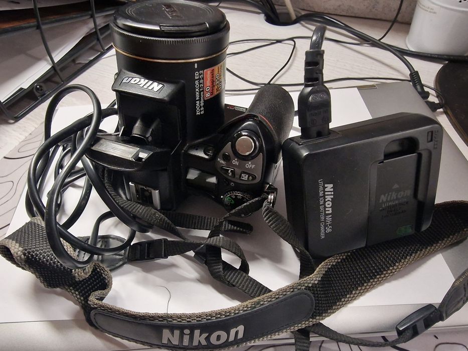 Aparat Nikon MH-56
