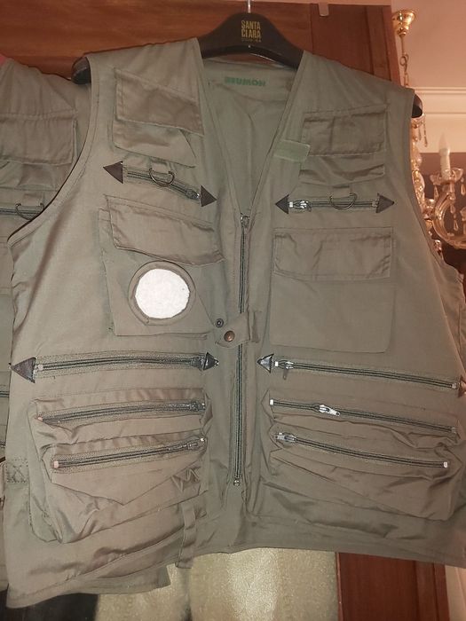 7 € Colete verde escuro prático