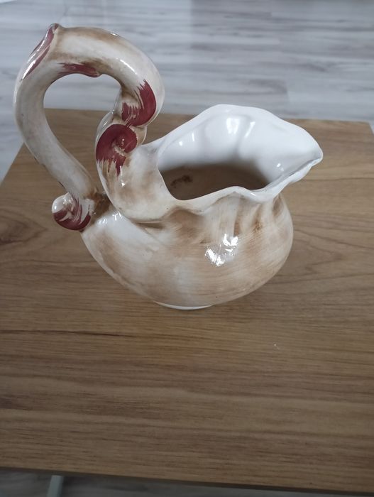 Dzbanek ceramiczny