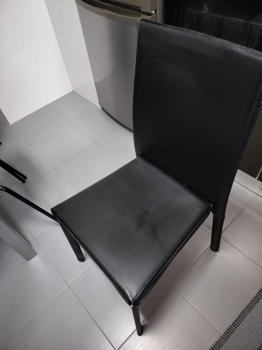 4 Cadeiras cozinha/sala