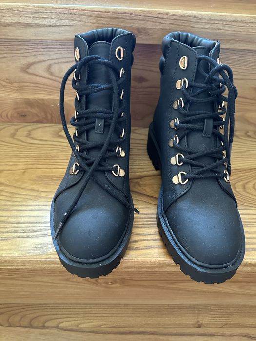 Продам ботінки Primark