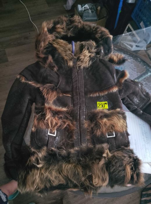Натуральна дитяча .нова дубленка