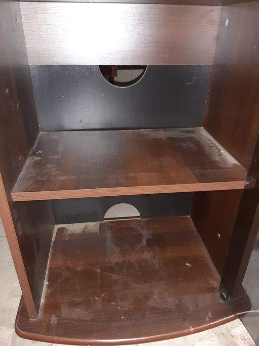 Продам тумбу під тв.