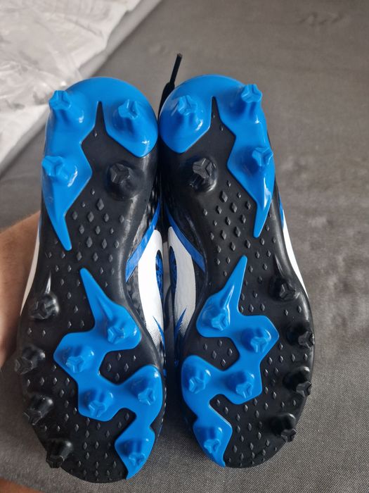 Korki pilkarskie rozmiar 38,39