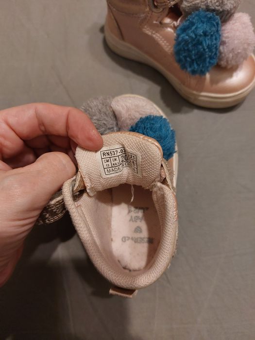 Buciki buty trzewiki dla dziewczynki Reserved rozmiar 20/21