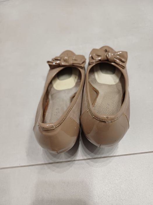 Damskie eleganckie buty