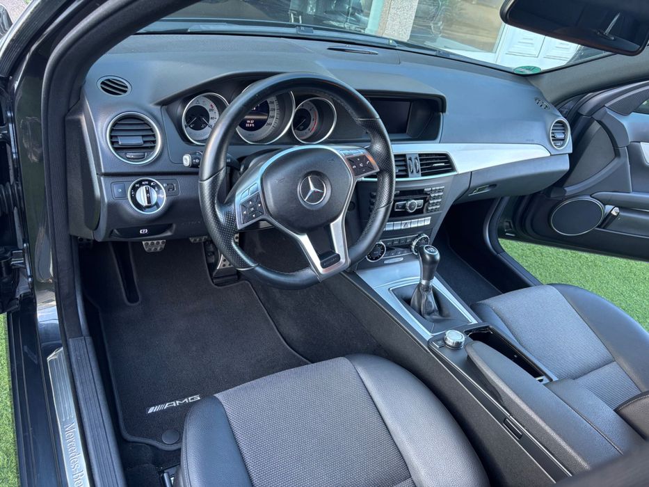 Mercedes c220 amg