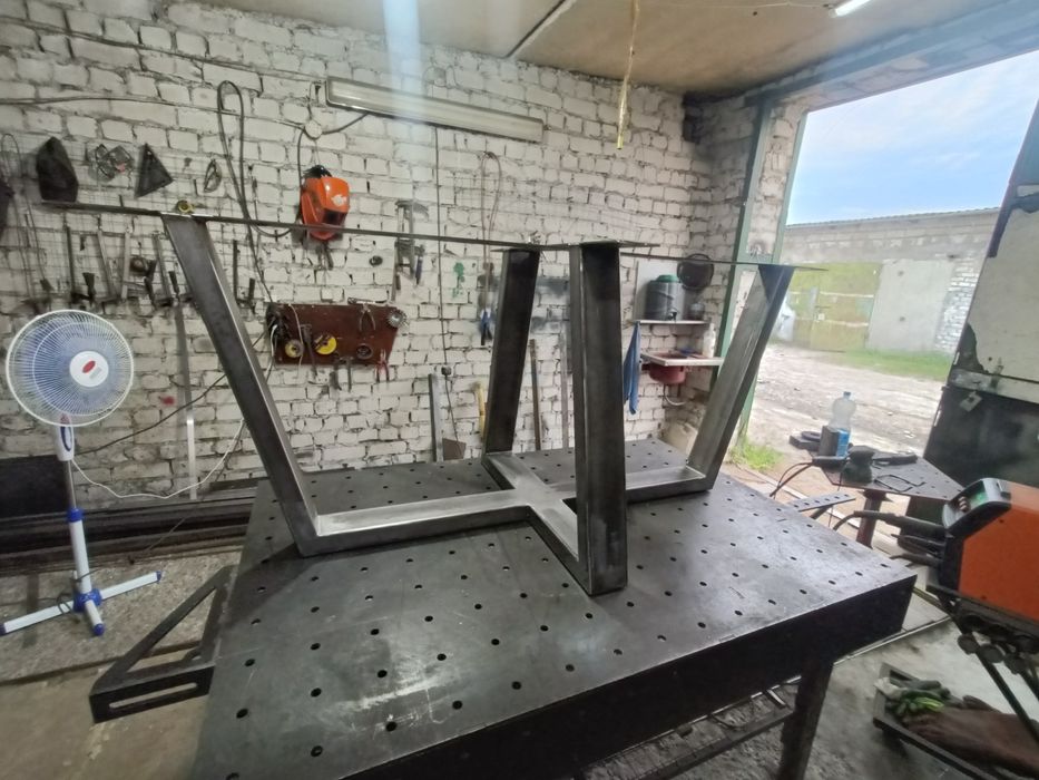 Зварювальні послуги (зварювальні роботи, лофт ,меблі,мангали,бружуйки)