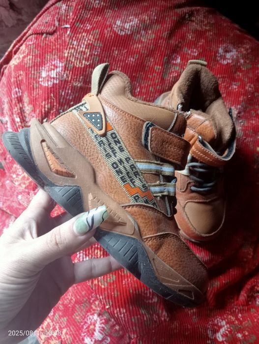 Осінні черевички для хлопчика