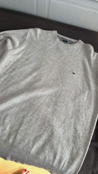 Sprzedam sweterek Tommy Hilfiger XL