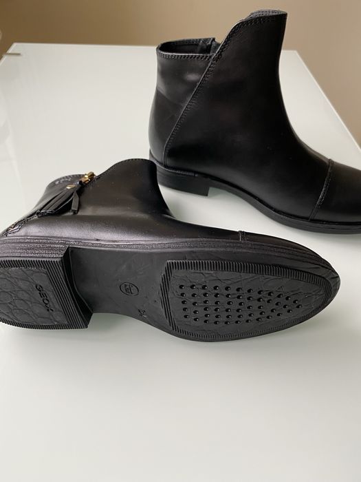 Botki, dla nastolatki firmy Geox, roz.34