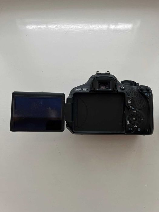 Canon EOS 600D uszkodzony