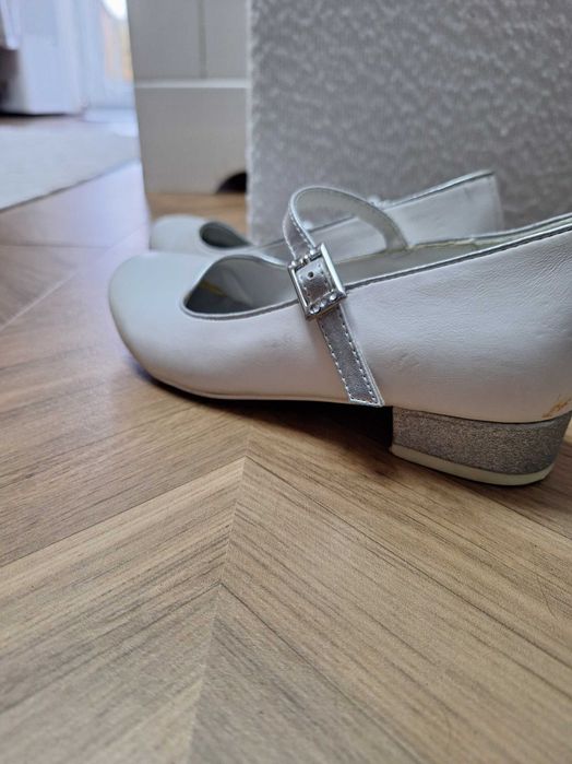Buty lakierki komunijne rozm 35