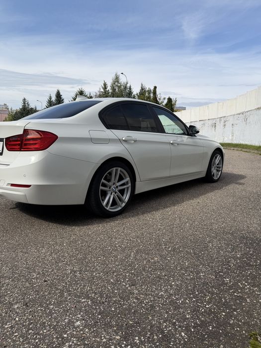BMW seria 3 F30 318d