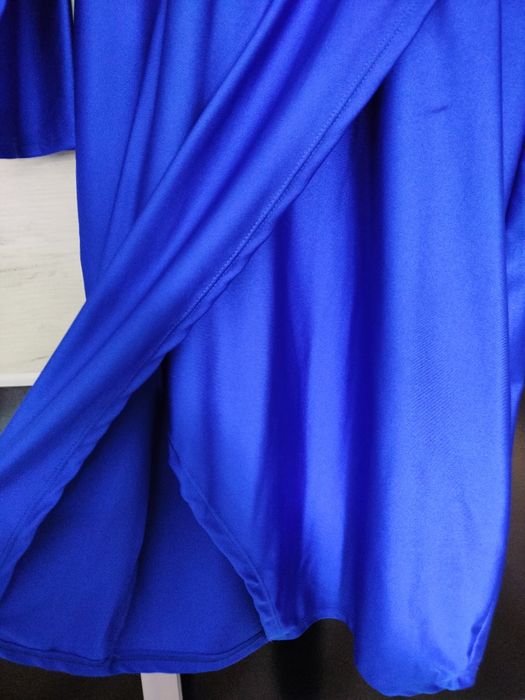 Piękna Suknia Wizytowa