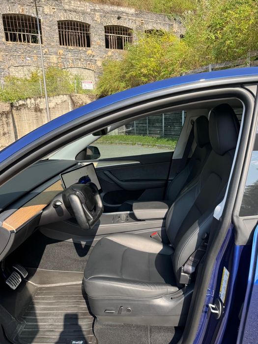 Tesla Model Y RWD