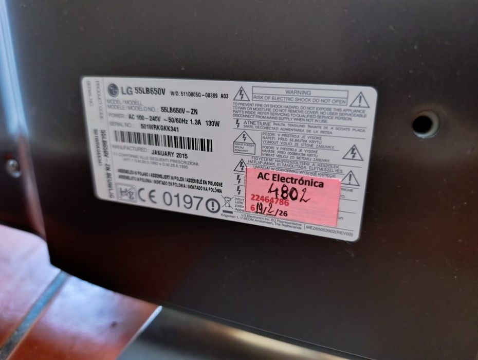 TV de 55 polegadas para peças.