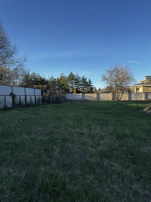 Участок 9 соток в закрытом городке.