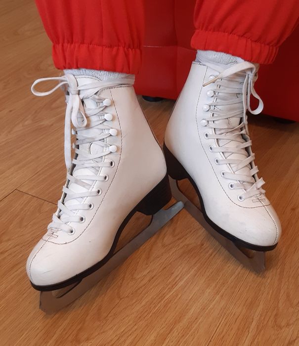 КОВЗАНИ  Шкіряні -жіночі ! 36-37 розмір.