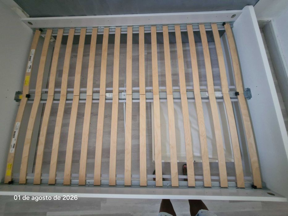Cama  com colchao
