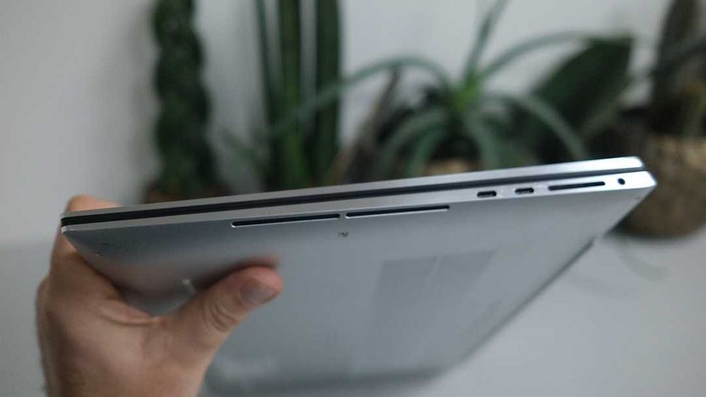 Dell XPS 17 9710 i7 - 11800H32gb 1Tb RTX 3050 17 FHD IPS бат 100%