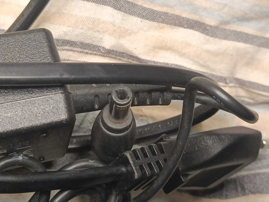 Блок живлення зарядне до ноутбука Toshiba 19V 1.58A (5.5×2.5mm)