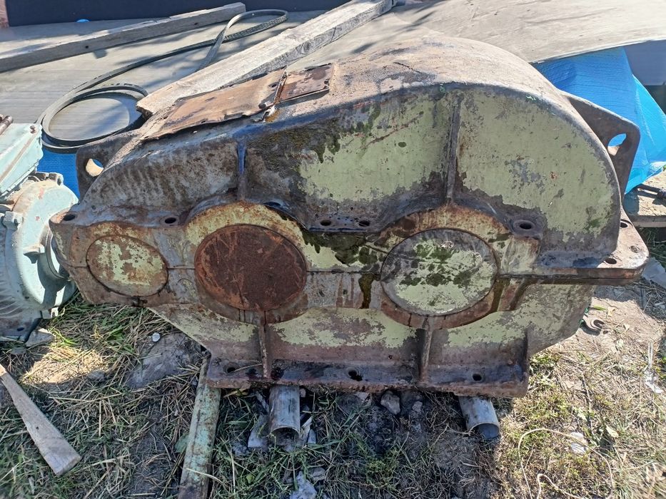 Редуктори рм500-50 ц2-350-8-40, 1кц250-20 рцд-400-250-25-40 ц2-250-50