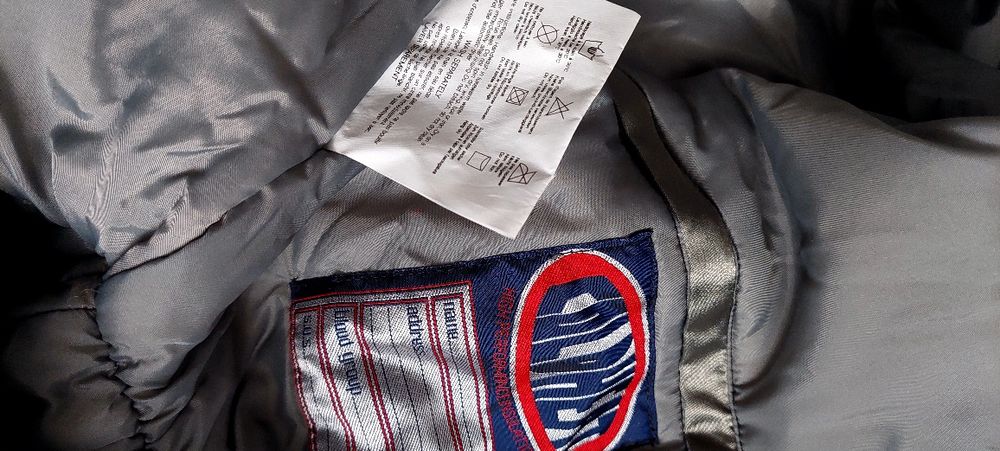 Продам ж1ночий лижний комб1незон.