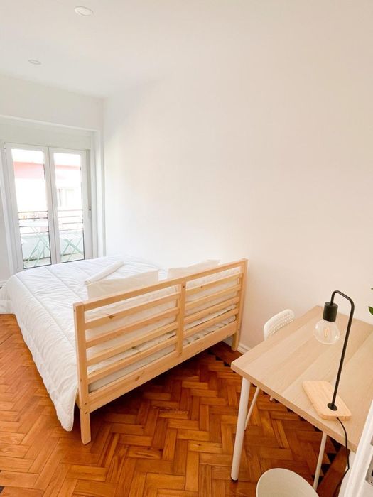 Quarto para arrendar em Moscavide/Parque das Nações