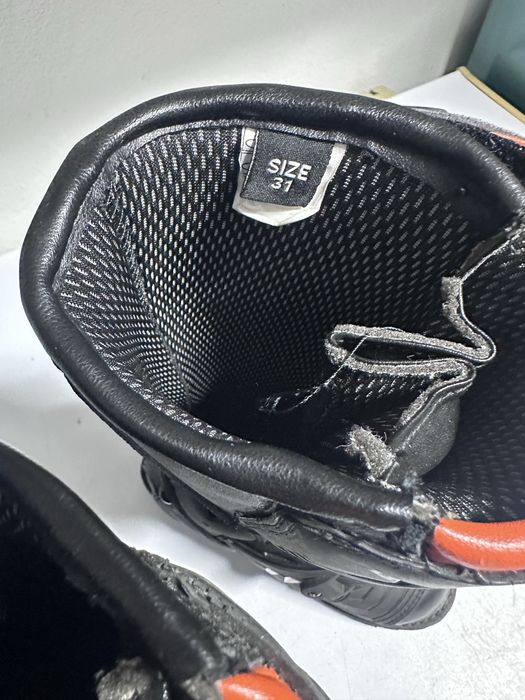 Botas motocross criança como novas
