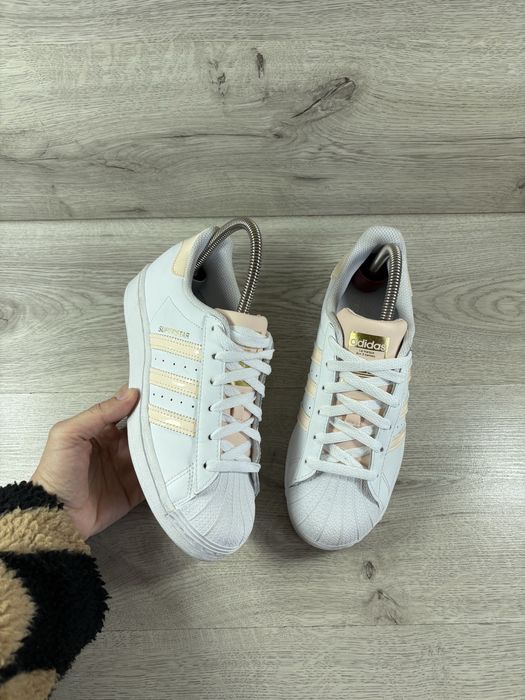Adidas Superstar жіночі кросівки 37 розмір