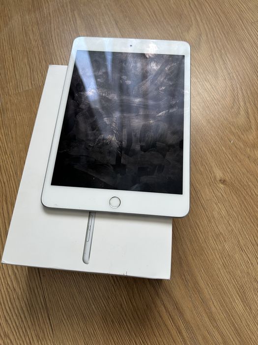 Продам IPad Mini 5 64GB