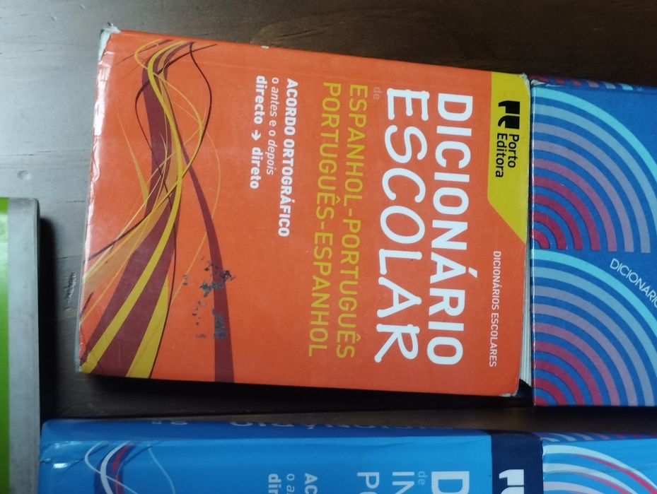 Dicionários diversos