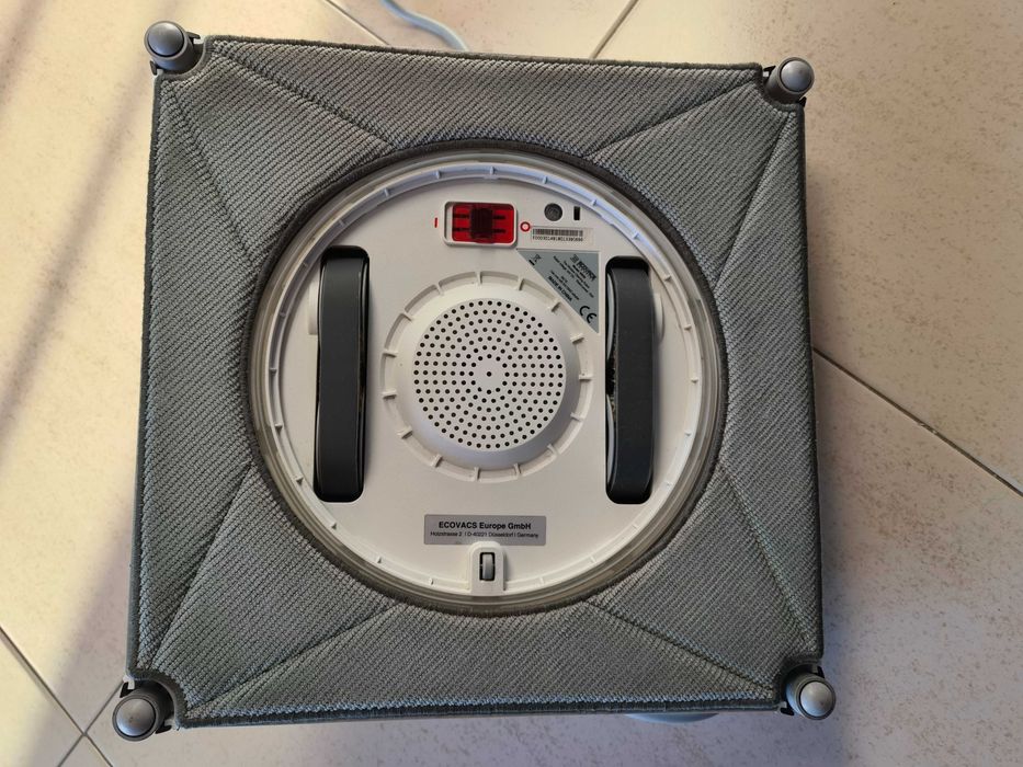 Ecovacs Winbot 950423104817346662401