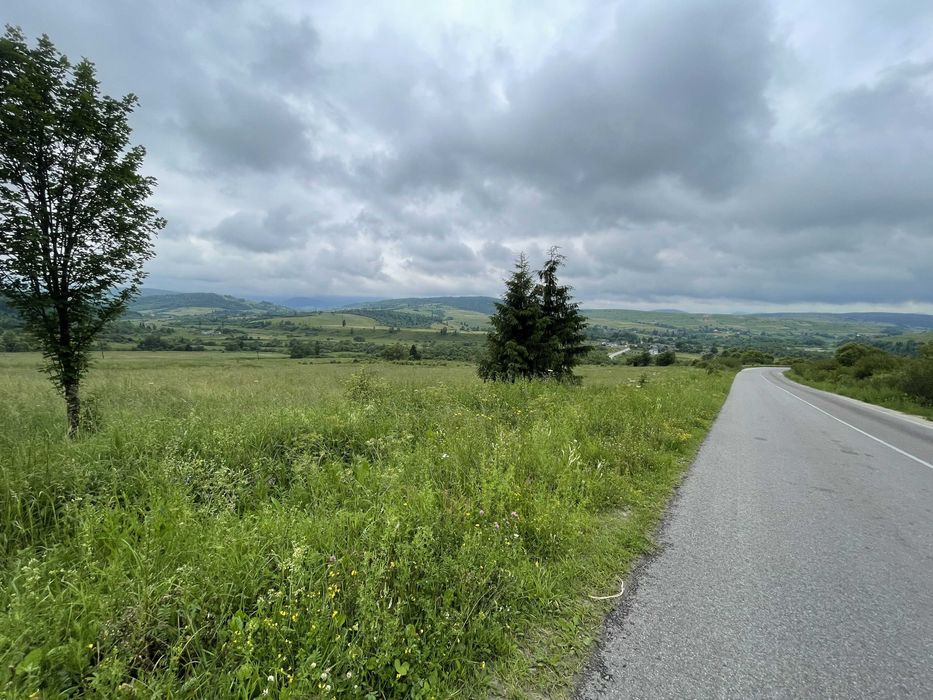 Продаж ділянки 2 га  ОСГ в Карпатах село Матків!